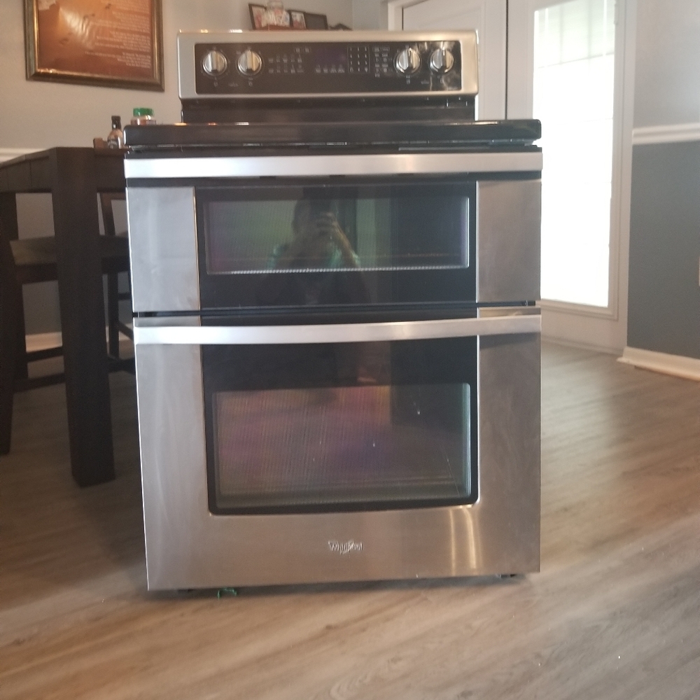 Double oven Whirlpool 5 burner stove
